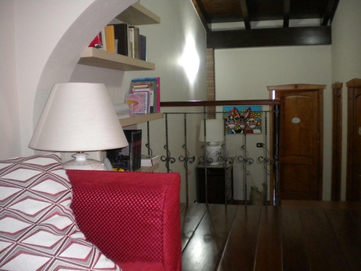 B&B Martina Ассемини Экстерьер фото